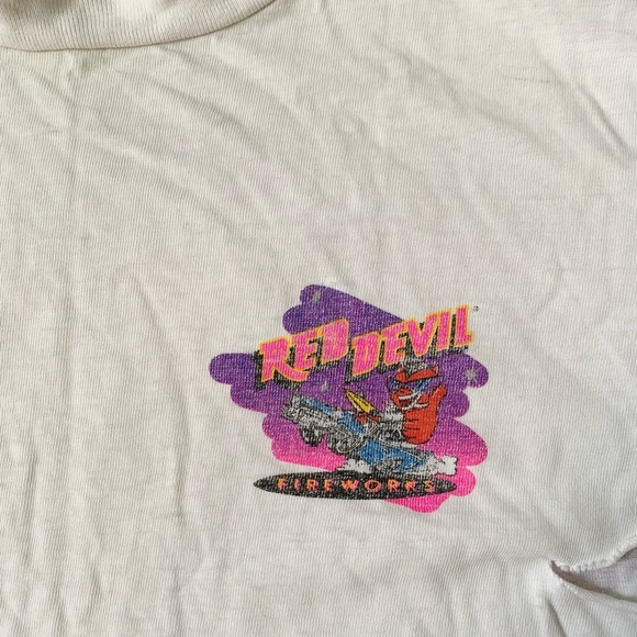 Vintage red devil fireworks shirt sleeve tee size small - Picture 6 of 15
